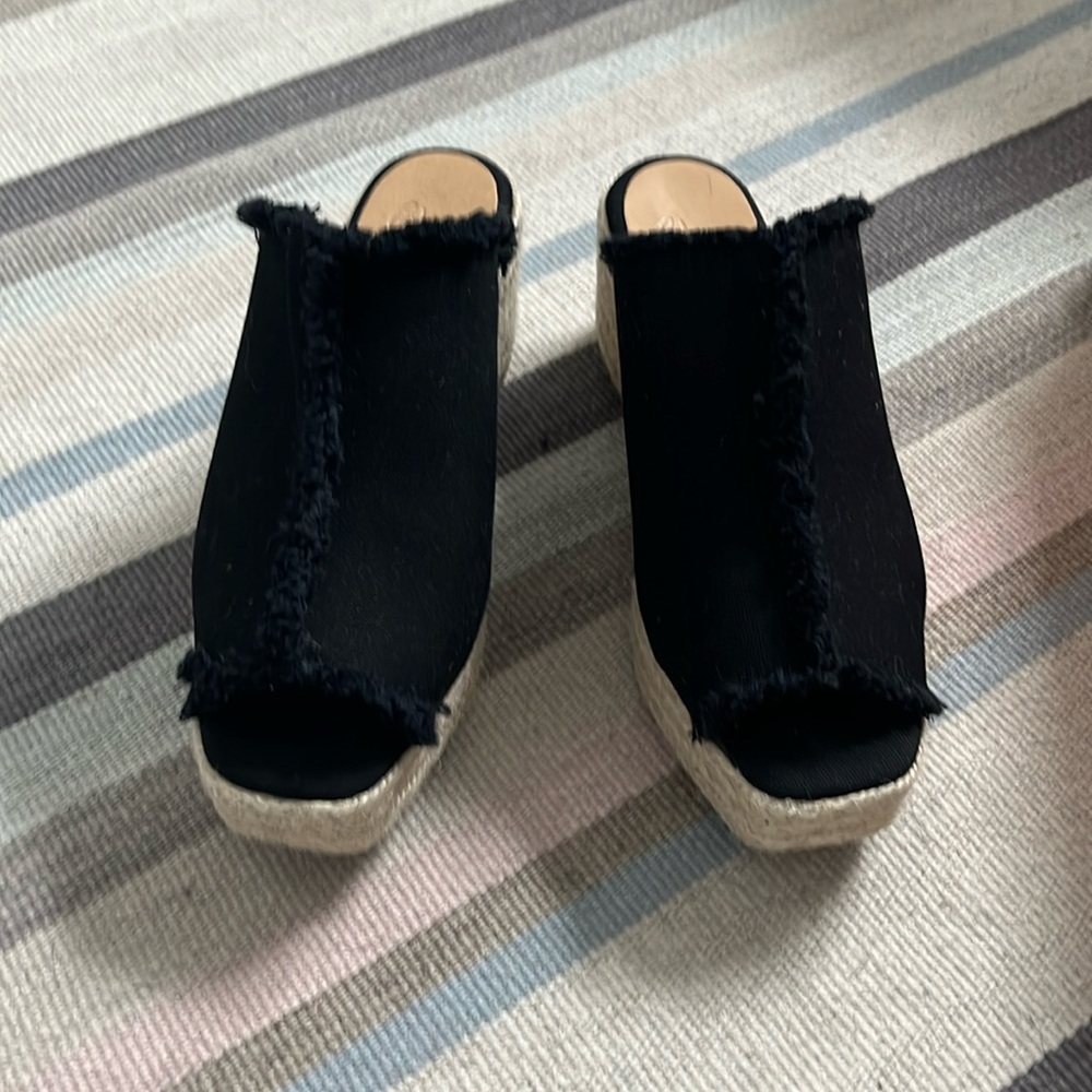Size 7.5/38 Castaner Black Fatima frayed canvas slides.
